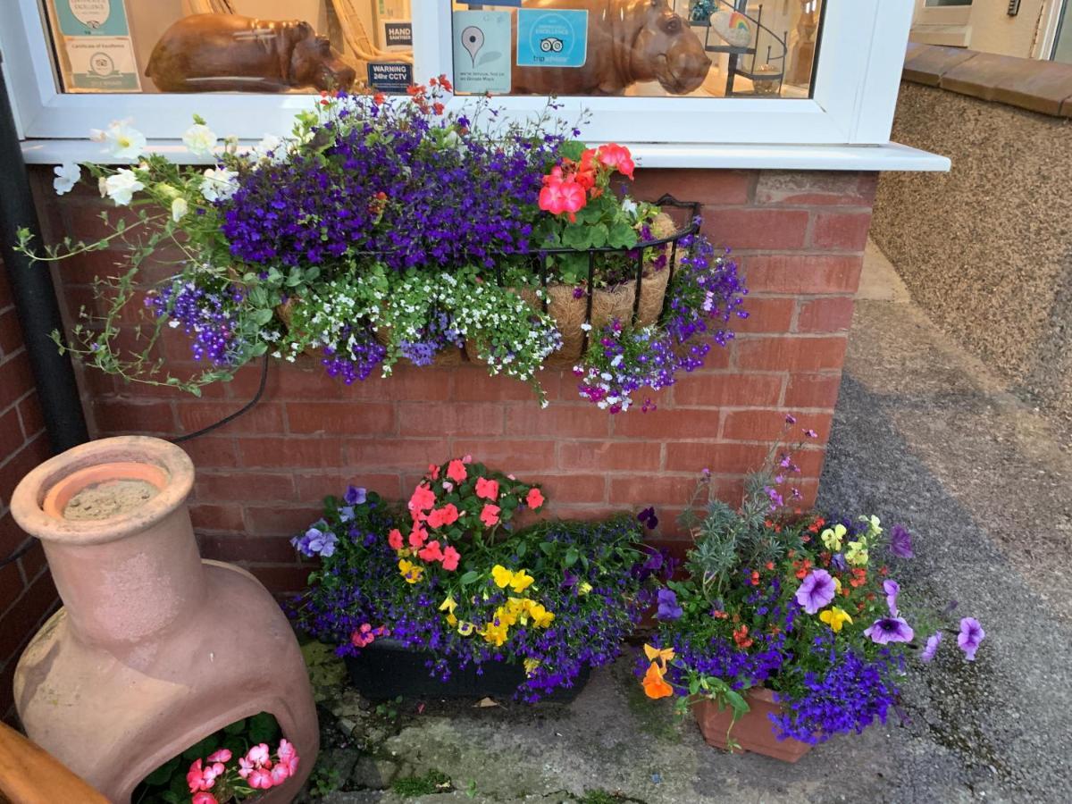 Bed and Breakfast The Gaydon Lytham St Annes Exterior foto